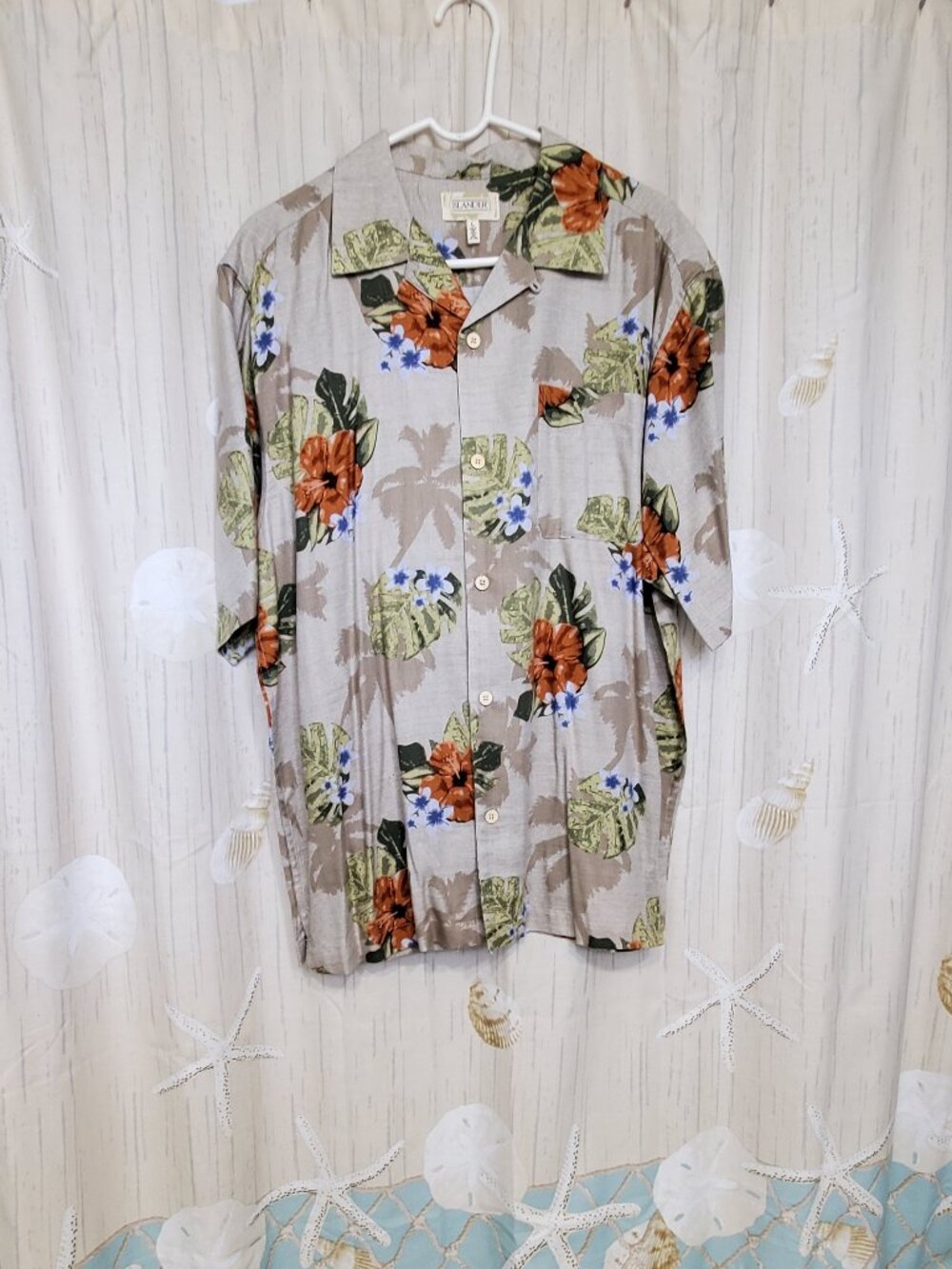 ISLANDER SHORT SLEEVE MENS SHIRT WITH TROPICAL ARTWORK